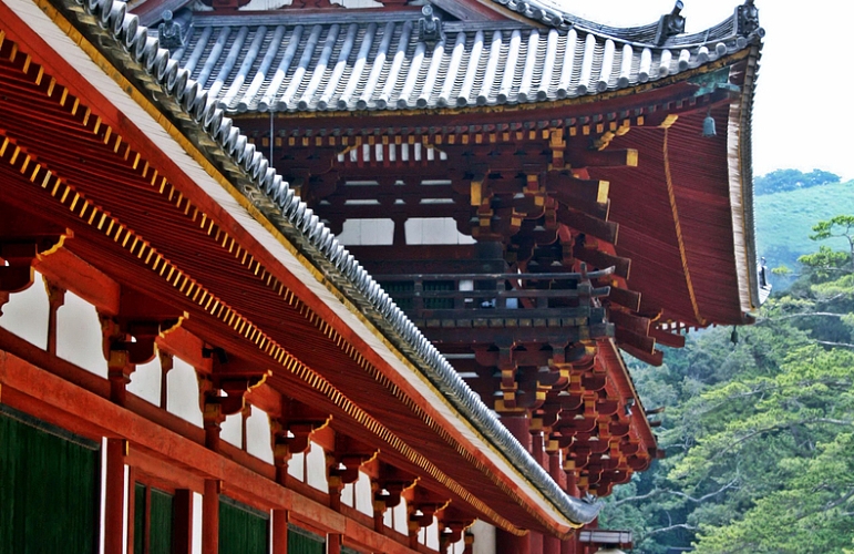 仿古門(mén)窗的細(xì)節(jié)之美：分享金屬配件有哪些講究？